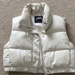 Zara Cream Puffer Jacket Vest